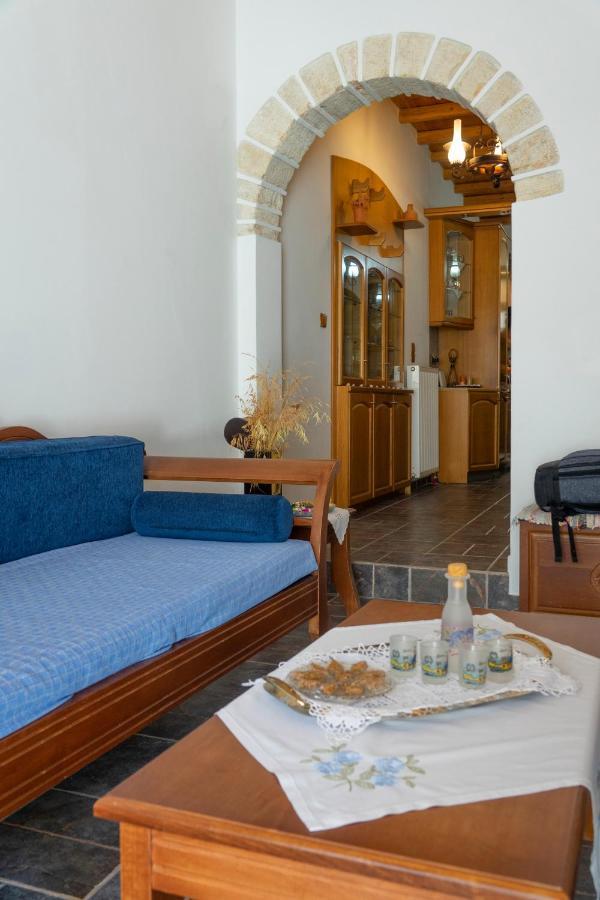 Aspro House Folegandros Town